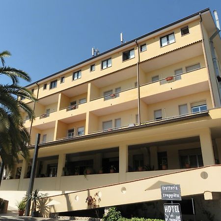 Hotel 106 Sellia Marina Ngoại thất bức ảnh