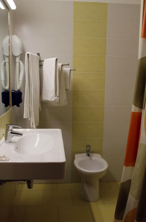 Hotel 106 Sellia Marina Ngoại thất bức ảnh