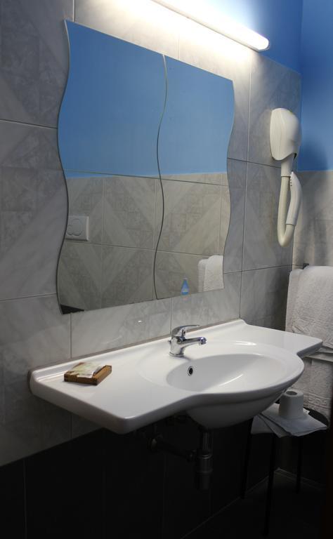 Hotel 106 Sellia Marina Ngoại thất bức ảnh