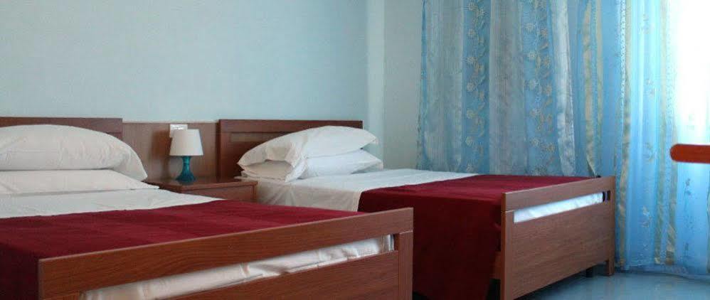 Hotel 106 Sellia Marina Ngoại thất bức ảnh