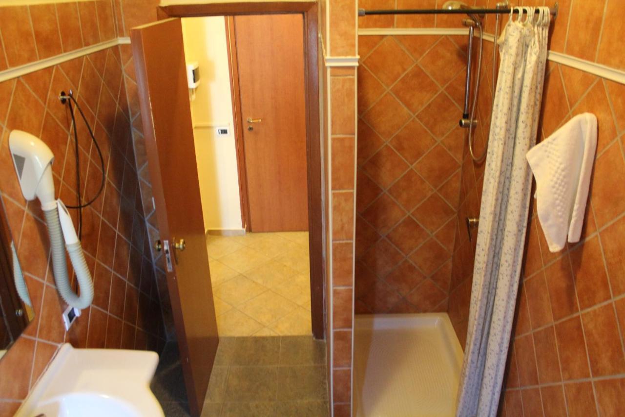 Hotel 106 Sellia Marina Ngoại thất bức ảnh